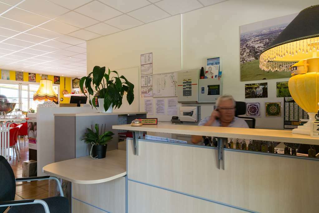 Logis Hotel Corintel Bordeaux Est Tresses المظهر الداخلي الصورة